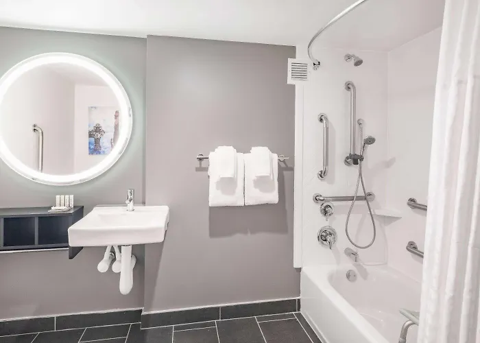 La Quinta By Wyndham Chicago O'Hare Airport